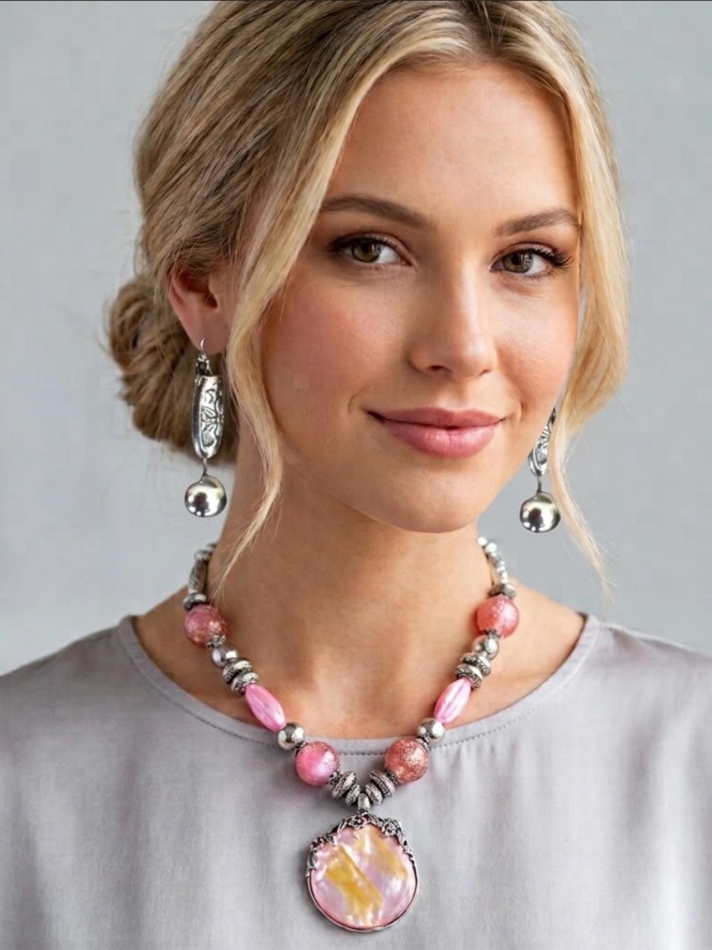 🔴 Handmade Pink Statement Necklace with Pendant - Women Jewelry